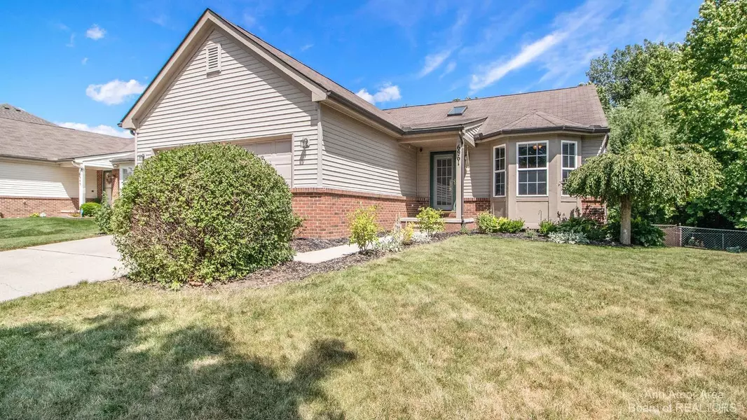 6961 Poplar DR, Ypsilanti, MI 48197