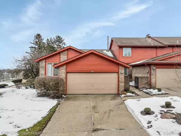 882 GREENVIEW, Rochester Hills, MI 48307