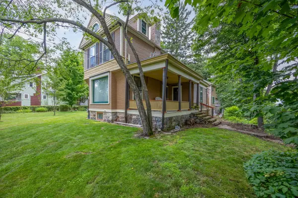 Big Rapids, MI 49307,113 N State ST