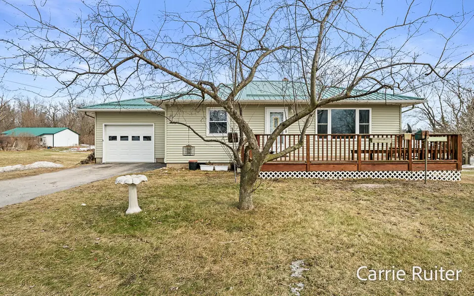 3288 S Slocum RD, Ravenna, MI 49451