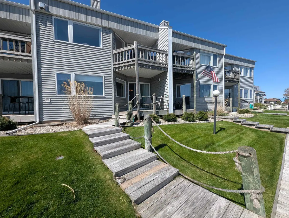 3097 Midshipman DR, Au Gres Twp, MI 48703