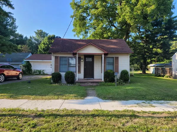 Williamston, MI 48895,900 WILLIAMS ST