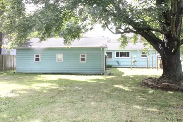 Burton, MI 48509,2246 WOODSTEAD ST