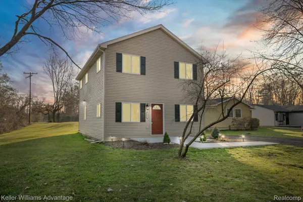 Pinckney, MI 48169,8655 RUSHVIEW DR