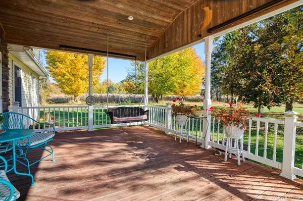 Leslie, MI 49251,1062 KINNEVILLE RD