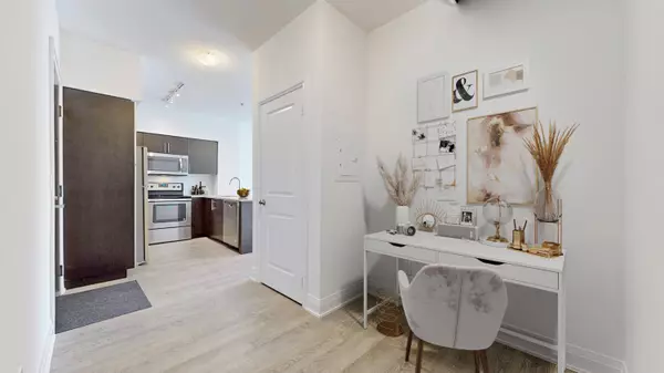 Oakville, ON L6K 0H9,55 Speers RD #507