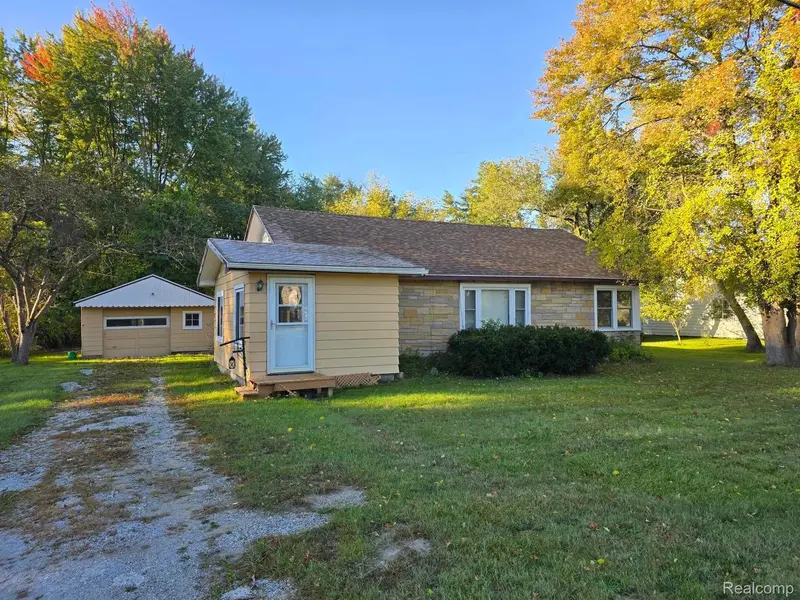 4223 Lapeer RD, Port Huron, MI 48060