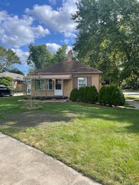 18167 COLGATE ST, Dearborn Heights, MI 48125