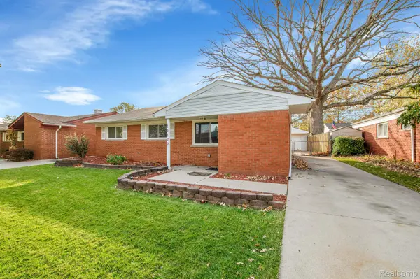 Southgate, MI 48195,15422 HELEN ST