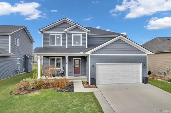 332 W Hidden River East, Holly Twp, MI 48386