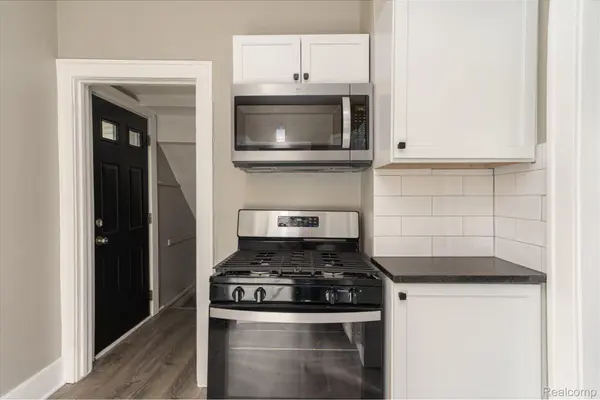 Waterford, MI 48328,1057 BOSTON AVE