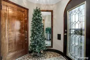 Detroit, MI 48221,19911 STRATFORD RD