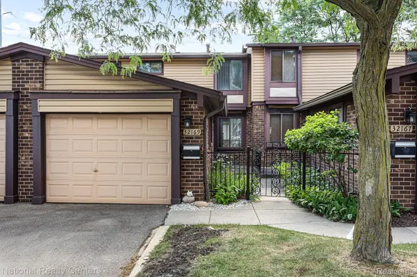 32169 W 12 Mile RD #32E, Farmington Hills, MI 48334