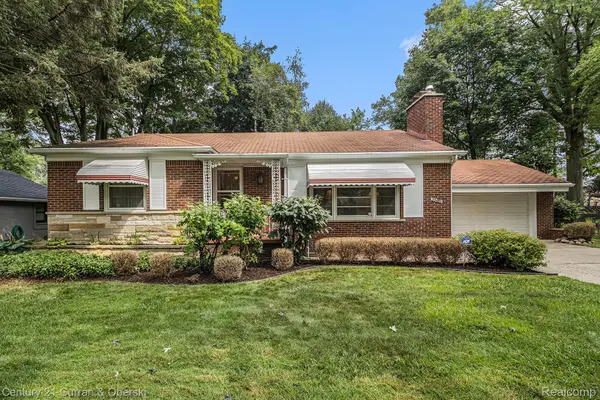 Farmington, MI 48335,33480 Alta Loma DR