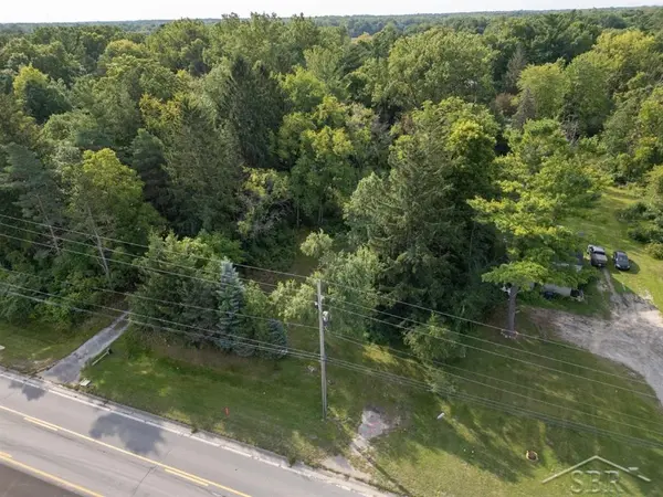 3317 Isabella ST, Midland, MI 48640