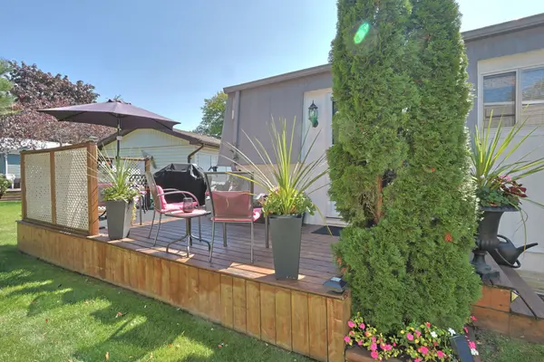 208 Biltmore DR, South Huron, ON N0M 1T0