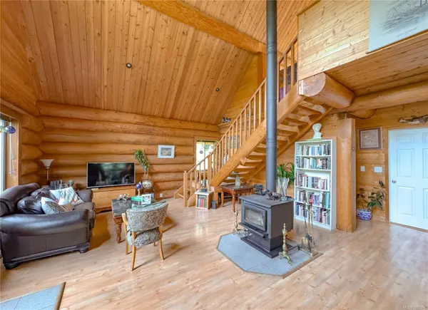 Gabriola Island, BC V0R 1X5,1467 Moby Dick's Way