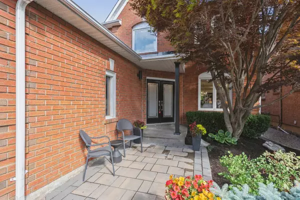 Vaughan, ON L4J 7T8,92 Mulholland DR