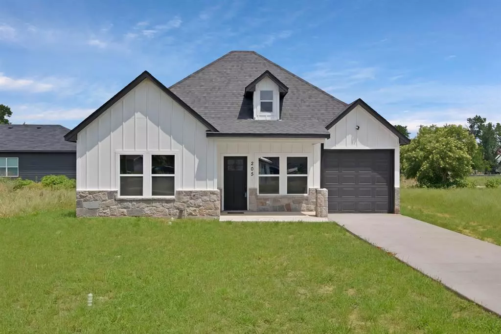 Itasca, TX 76055,205 E South Street