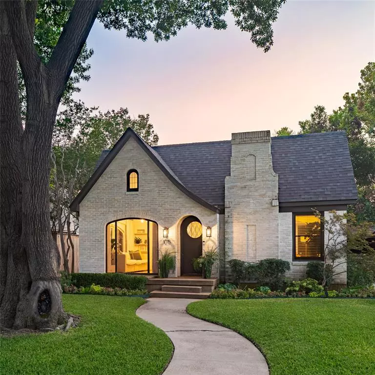 Dallas, TX 75208,1015 Turner Avenue