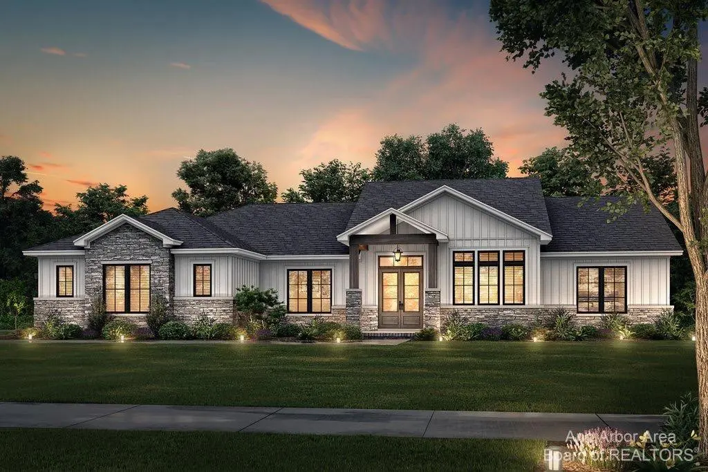 Saline, MI 48176,9187 Charter Oak LN