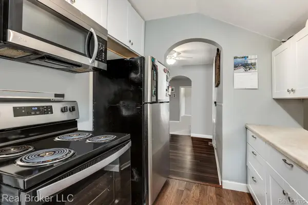 Commerce Twp, MI 48390,3186 WOODLAWN ST