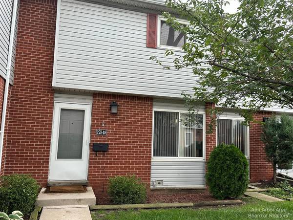 27848 Eastwick Square #81,  Roseville,  MI 48066