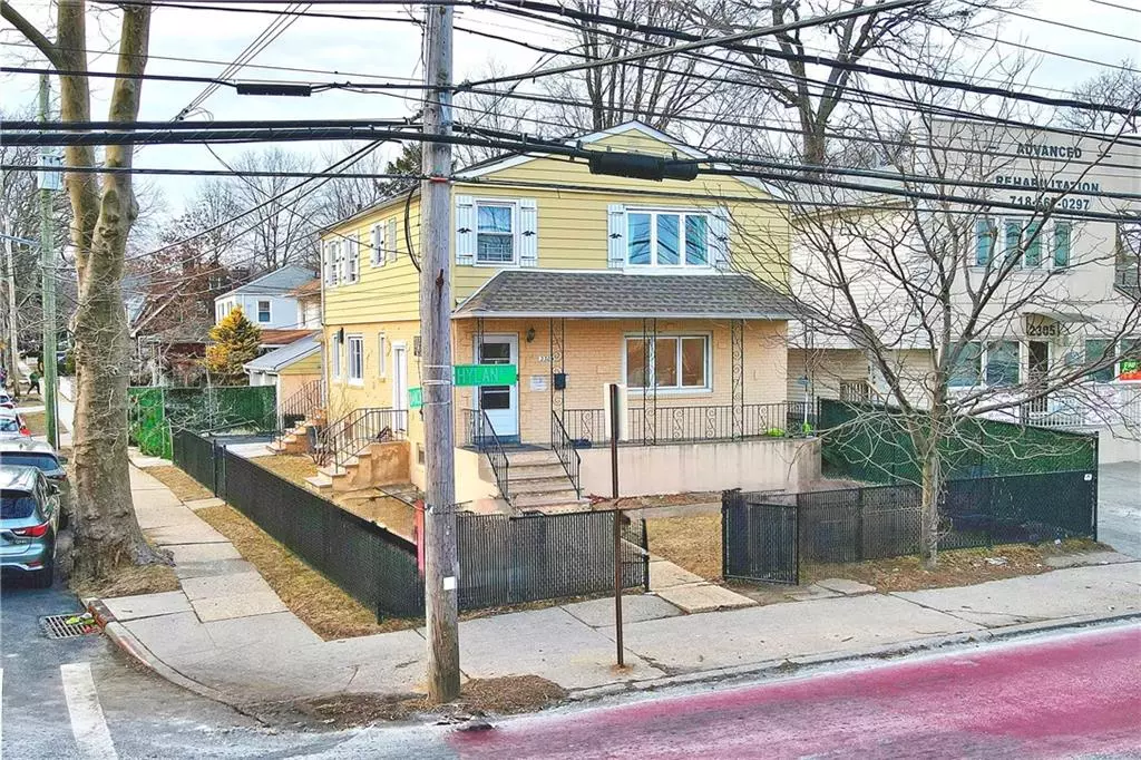 Staten  Island, NY 10306,2309 Hylan BLVD