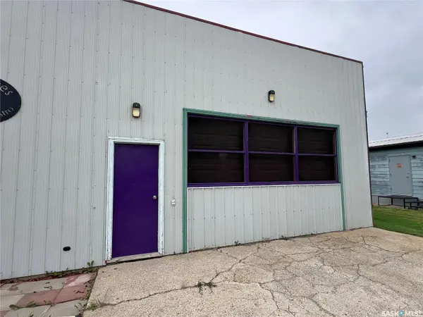 111 Railway AVENUE N, Middle Lake, SK S0K 2X0