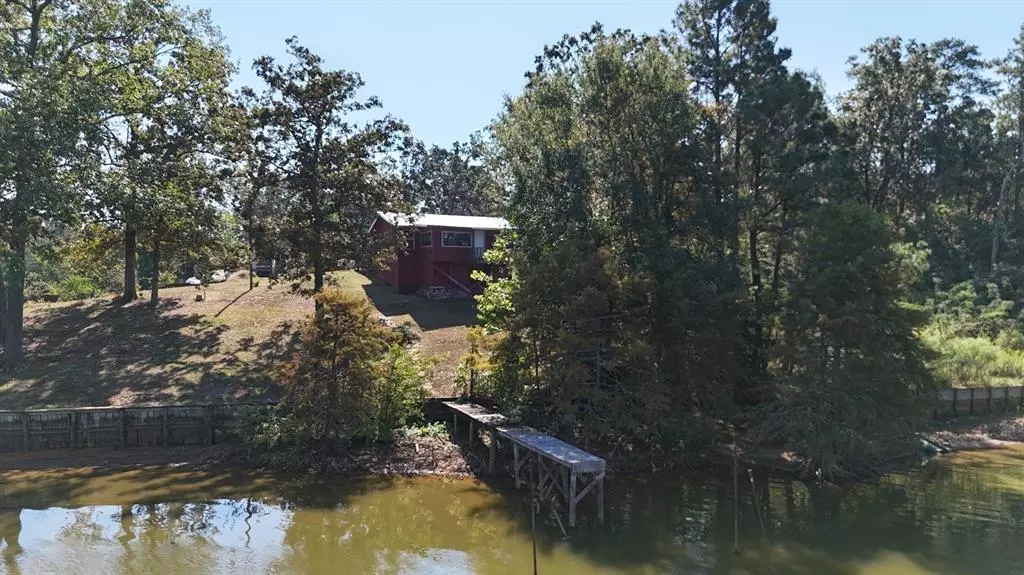 Many, LA 71449,401 Ridge Row