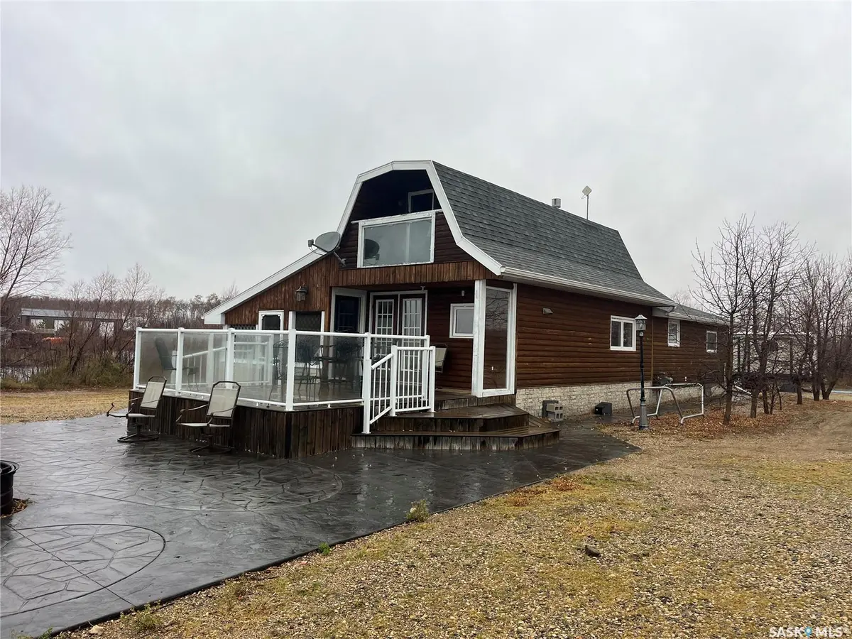 30 Lakeshore DRIVE, Fishing Lake, SK S0A 4J0
