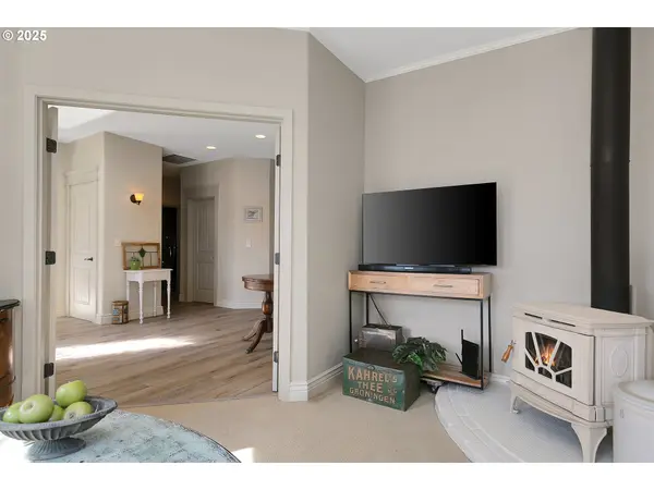 160 SW 59TH ST, South Beach, OR 97366