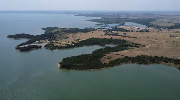 Sanger, TX 76266,921 Waters Edge Drive