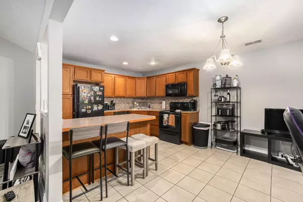 Holland, MI 49424,3042 W Crystal Waters DR #8