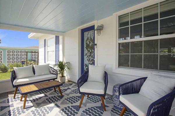 Fort Pierce, FL 34949,307 Granada St