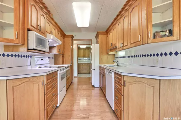 Prince Albert, SK S6V 5A3,2501 1st AVENUE W #304