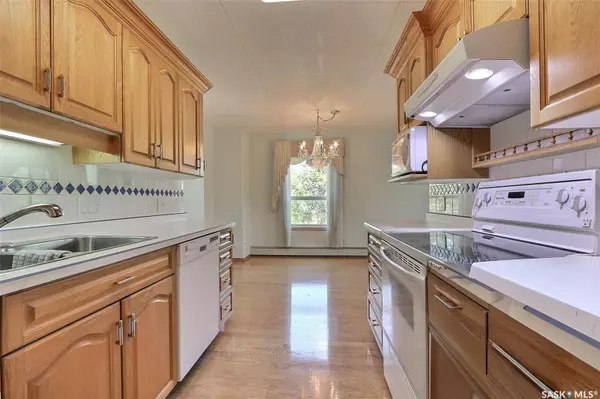 Prince Albert, SK S6V 5A3,2501 1st AVENUE W #304