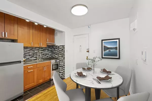 Brooklyn, NY 11209,15 Oliver ST #3C