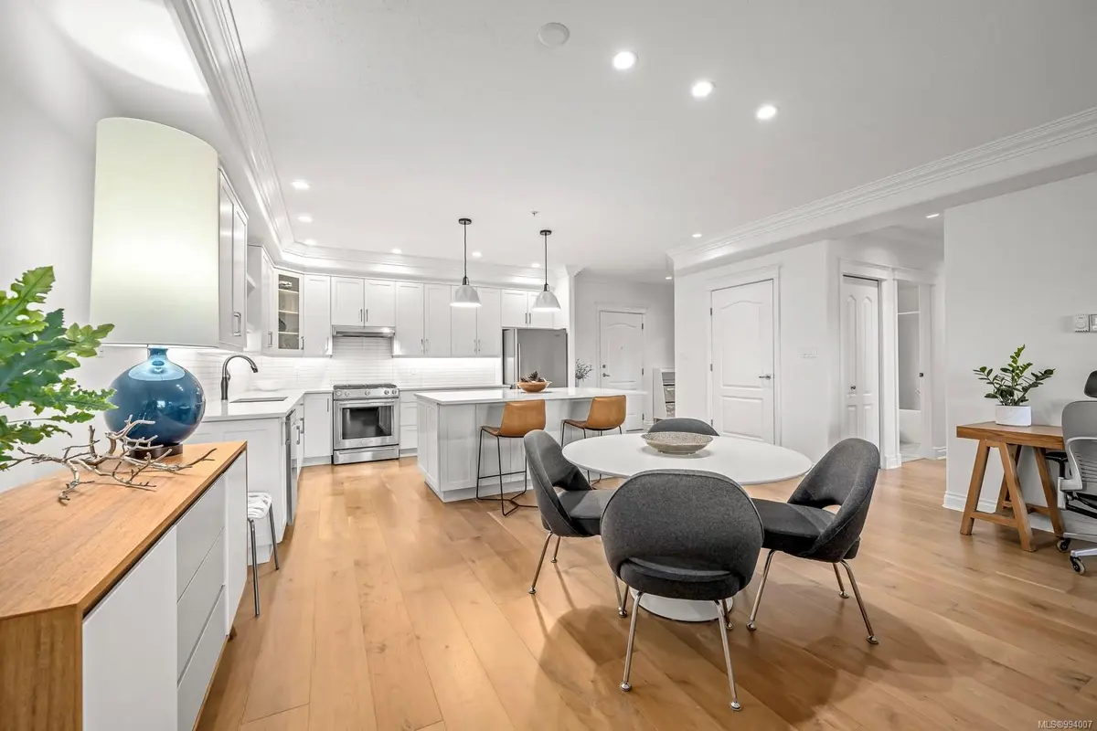 Courtenay, BC V9N 9X8,3666 Royal Vista Way #314