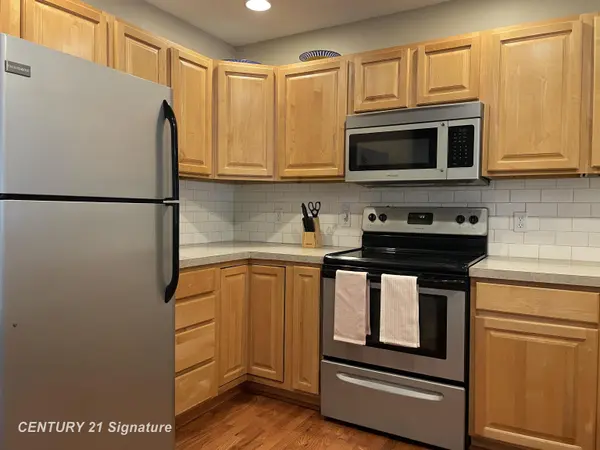 Traverse City, MI 49686,3946 Sherwood Forest DR