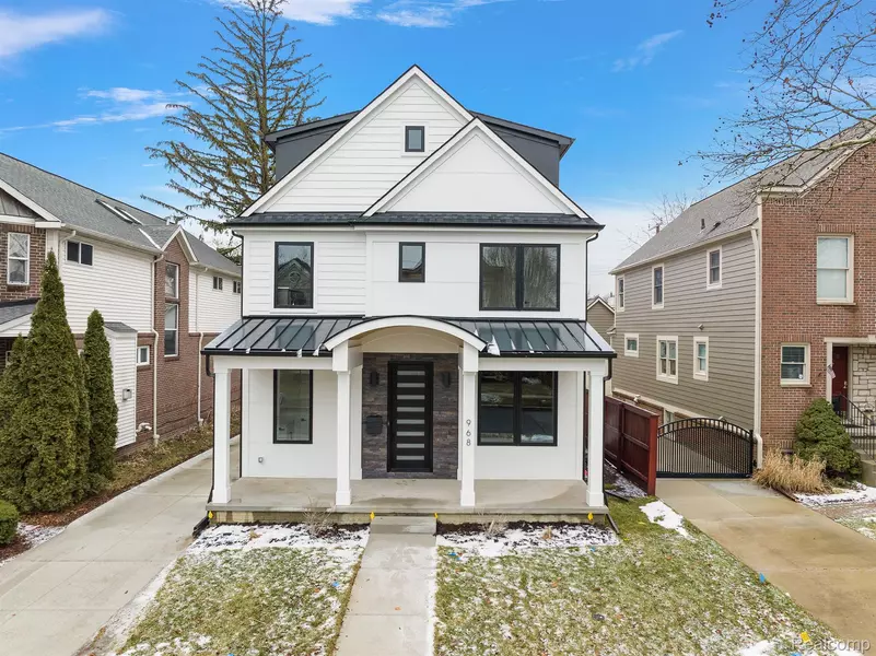 968 BENNAVILLE AVE, Birmingham, MI 48009