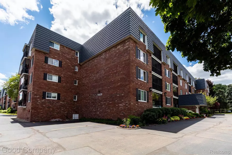 3439 Benjamin #Apt. 225, Royal Oak, MI 48073