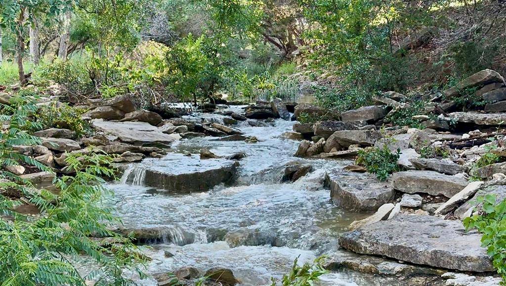 3575 Fm 932, Jonesboro, TX 76538