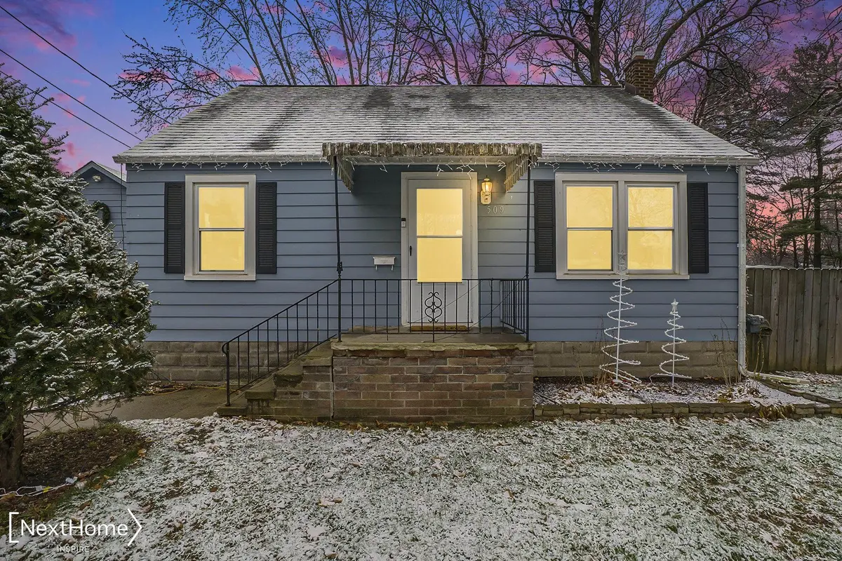 Owosso, MI 48867,509 Grace ST