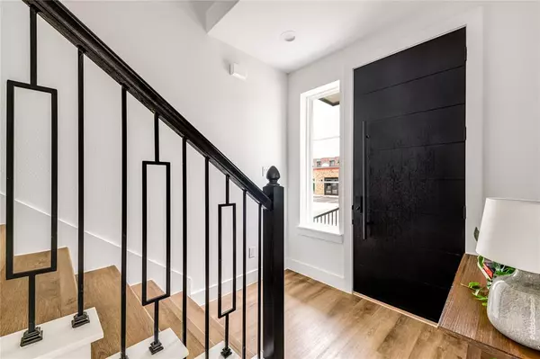 Farmers Branch, TX 75234,13325 Bee Street #302