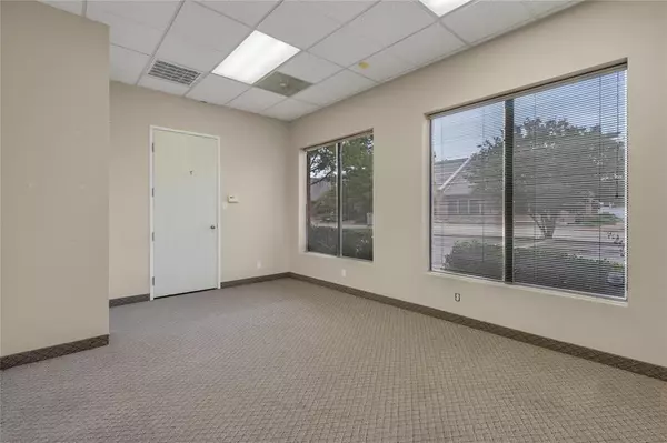 Richardson, TX 75080,1001 Hampshire Lane