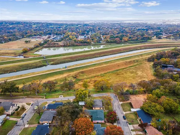 Fort Worth, TX 76114,5317 Red Bud Lane