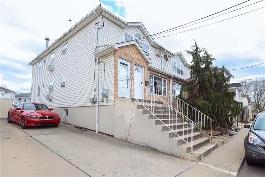 102-36 1st ST, Howard Beach, NY 11414