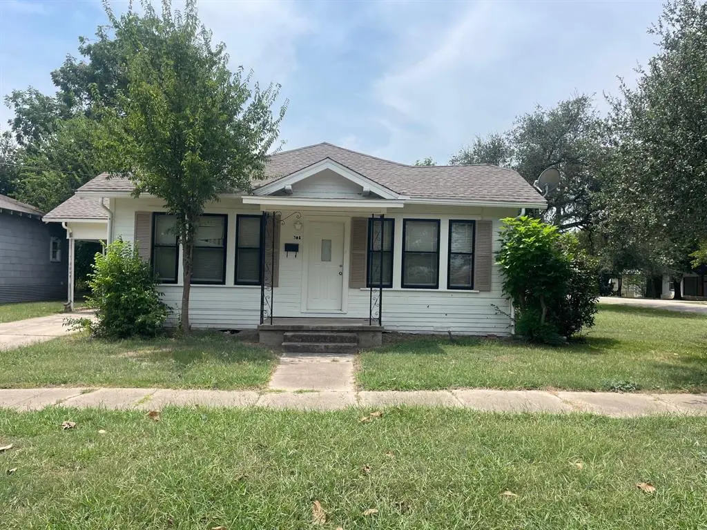 Groesbeck, TX 76642,308 W Jacinto Street