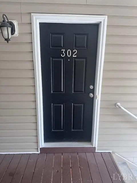 Lynchburg, VA 24502,206 Capstone DR